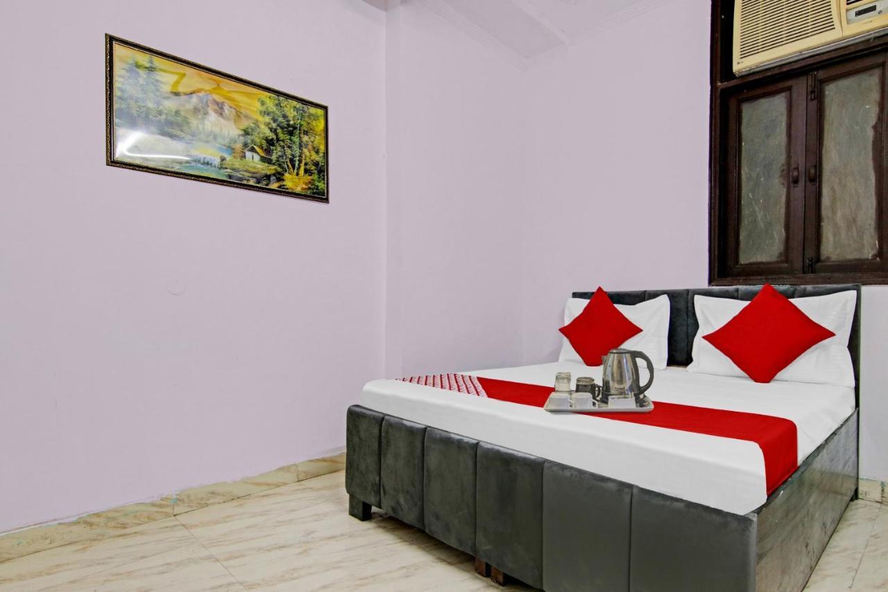 Hotel O Chaudhary Villa New Delhi Exteriör bild